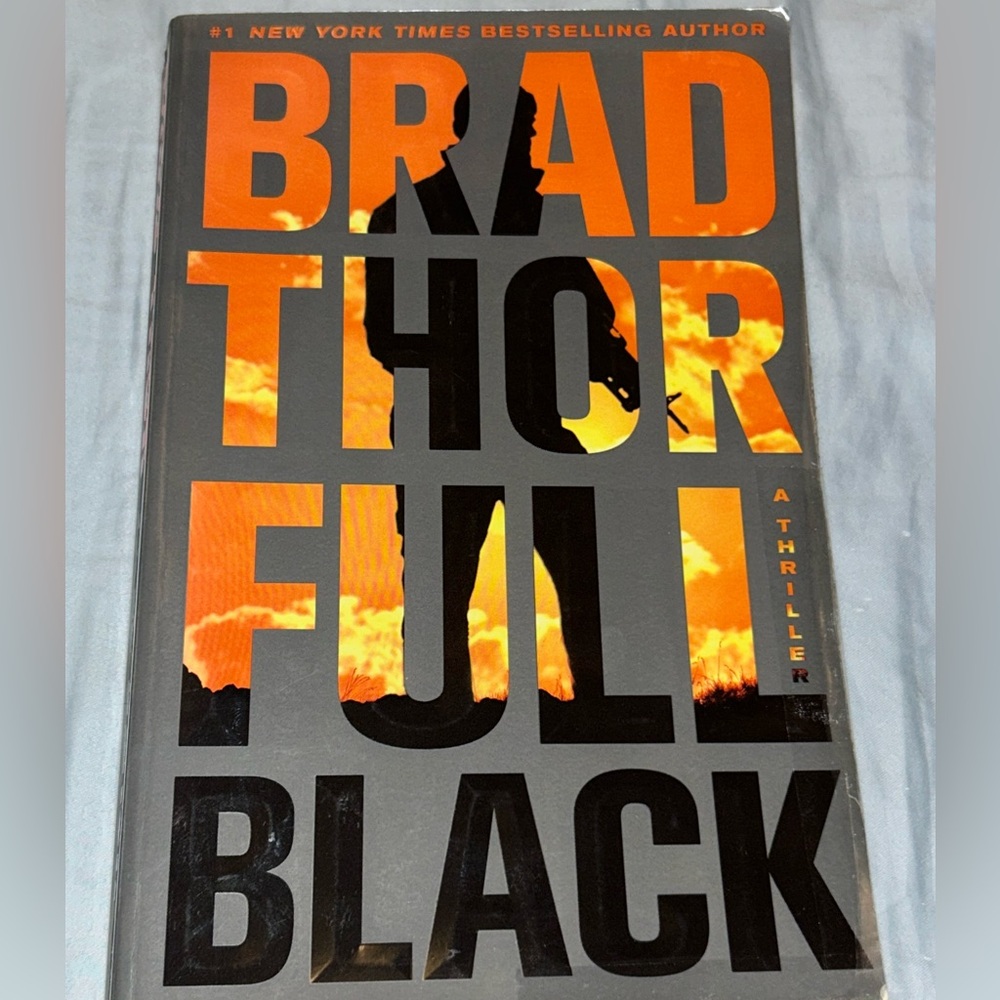 Full Black by Brad Thor, Paperback, 2011